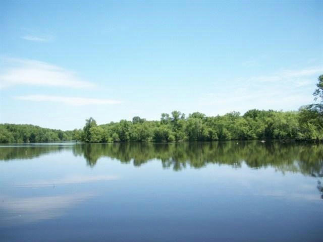 2390 TIMBER RIDGE DR, PLOVER, WI 54467, photo 1 of 7