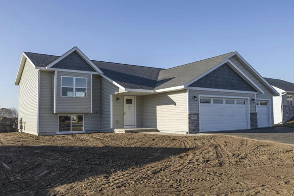 765 GREEN PASTURE TRL, PLOVER, WI 54467 - Image 1
